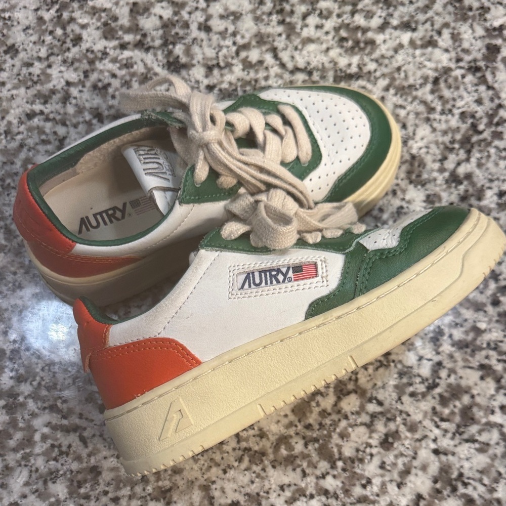Autry Green & White Kids Leather Sneakers - Picture 5 of 6